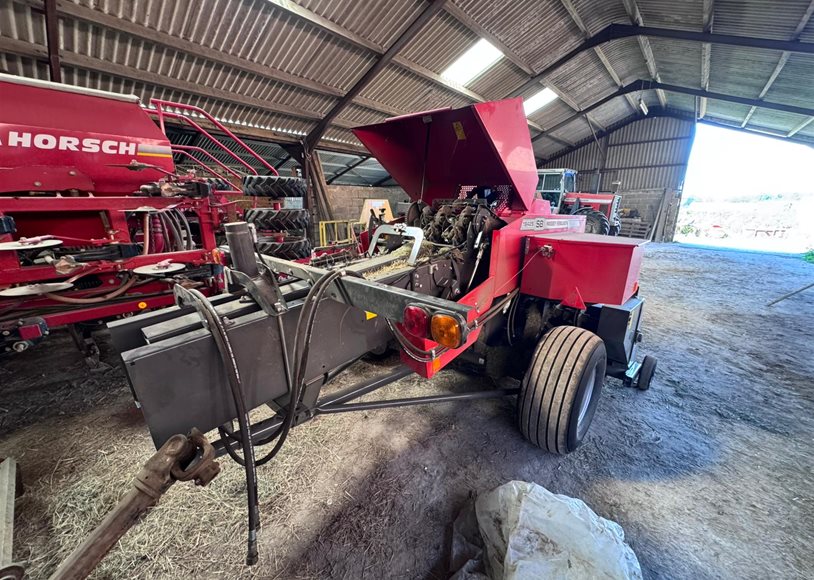 Massey Ferguson 1842S Baler (Square) - Image 6
