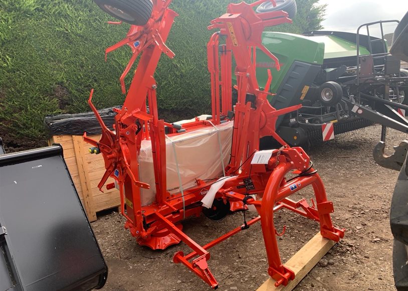 Kuhn GF6503 Tedder - Image 2