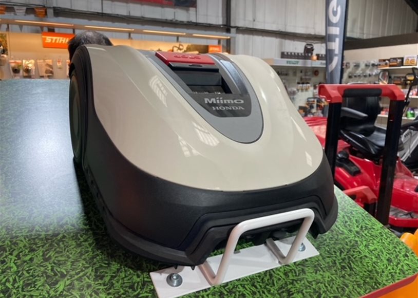 Honda HRM40 BC Robotic Mower - Image 2