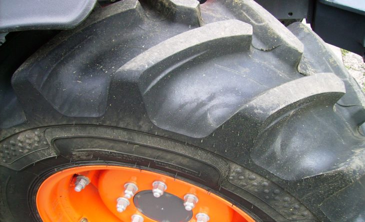 2023 2023 - Kubota M4-063 4wd Hydraulic Shuttle, 40K, Creep speed, Air Con, ONLY 336 hours. - Image 22