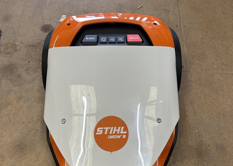 Stihl IMOW 6 Robotic Mower - Image 2