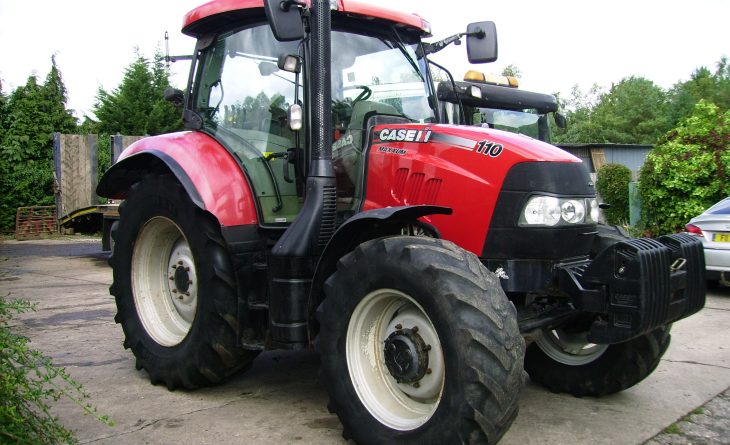 2015 Case Maxxum 110 4wd Tractor, Full suspension, 40K, Air Con, Weights, 2015 and Only 7,400 hours. - Image 3