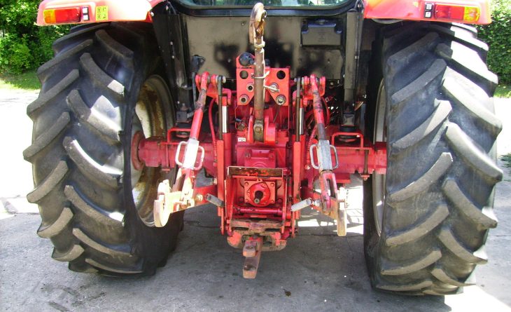 2004 McCormick CX105 4wd Extrashift, Deluxe Cab Tractor c/w Quickie 445 Power Loader, - Image 7