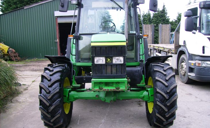2002 John Deere 6210 4wd SE, 16/16 Power Quad Transmission 38 K/PH, Air Con, 2002, Very tidy. SOLD - Image 4
