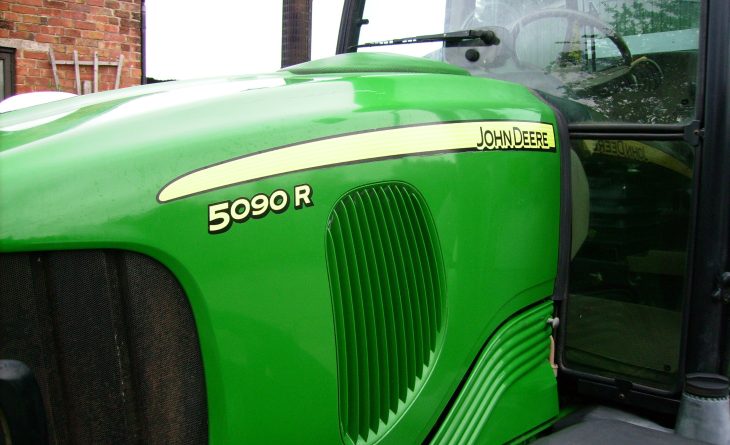 2009 John Deere 5090R 4wd Power Shuttle, Power Quad 40K, 90 HP, Air Conditioning, Straight and Very tidy - Image 7