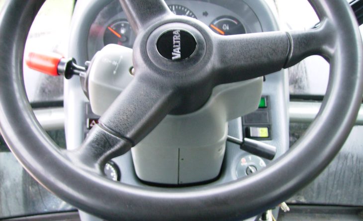 2005 Valtra T150 4wd HiTech Power shuttle, 50k, Air brakes, 150 hp, 2005, 8,400 hours. SOLD - Image 16