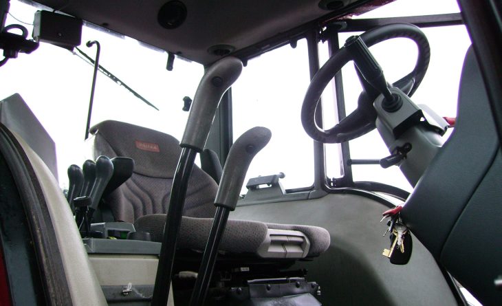 2005 Valtra T150 4wd HiTech Power shuttle, 50k, Air brakes, 150 hp, 2005, 8,400 hours. SOLD - Image 20