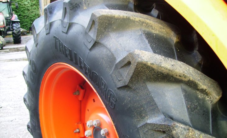2012 Kubota M9540 4wd c/w Kubota LA1353EC Self Levelling Power loader, 2012, 3,074 hours. SOLD - Image 21