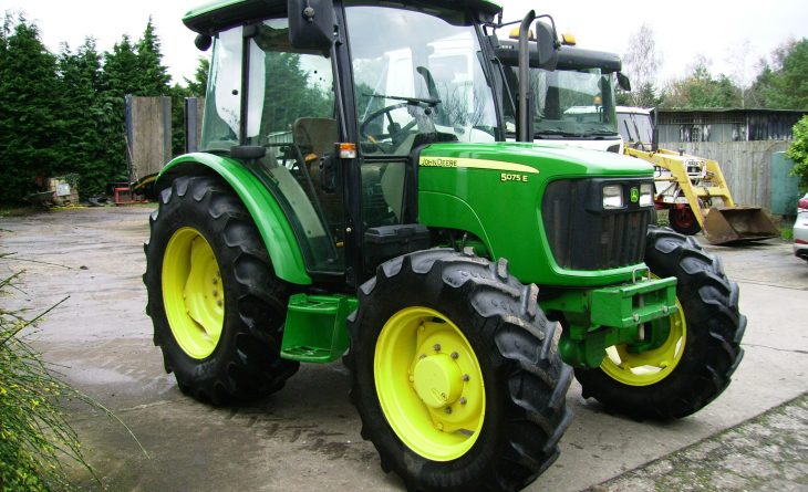 2016 John Deere 5075E 4wd 12/12 Powrreverser, 2016 with Only 2,621 hours. SOLD - Image 2