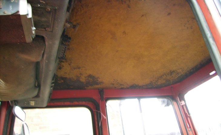 1981 Massey Ferguson 240 2wd c/w Massey Ferguson 80 Loader SOLD - Image 16