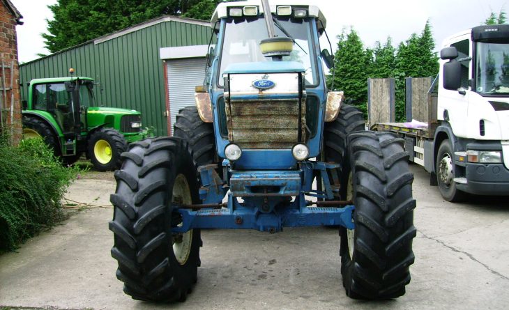 1986 Ford 8210 4wd Turbo SQ2 Cab, 1986, 6,235 hours. SOLD - Image 4