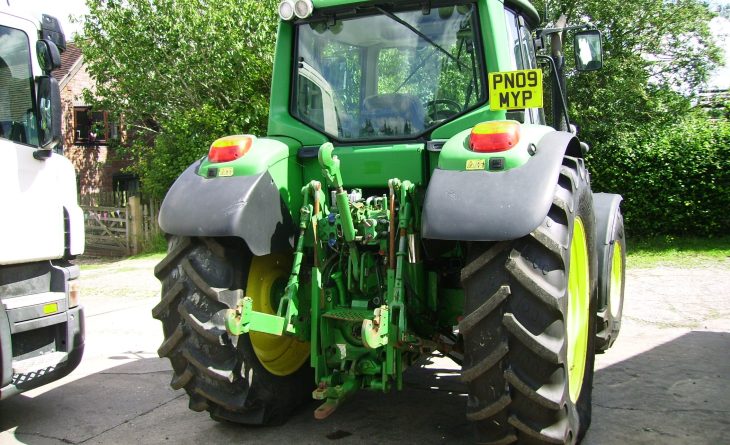 2009 John Deere 6330 4wd Premium, Auto Quad Plus, TLS Front Axle Suspension, 40K SOLD - Image 4