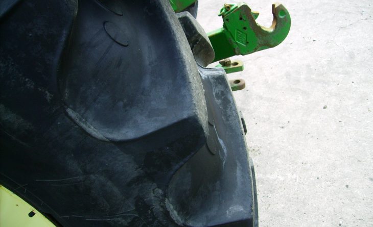 2009 John Deere 6330 4wd Premium, Auto Quad Plus, TLS Front Axle Suspension, 40K SOLD - Image 18