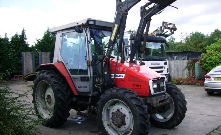 1993 Massey Ferguson 3065 4wd Tractor c/w Trima 1120 Power Loader, SOLD - Image 4