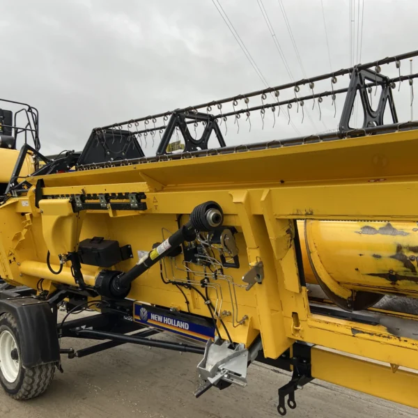 New Holland CR7.90 Combine Harvester - Image 54