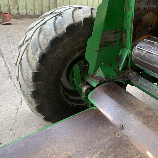 USED McHale V660 Round Baler For Sale - Image 11