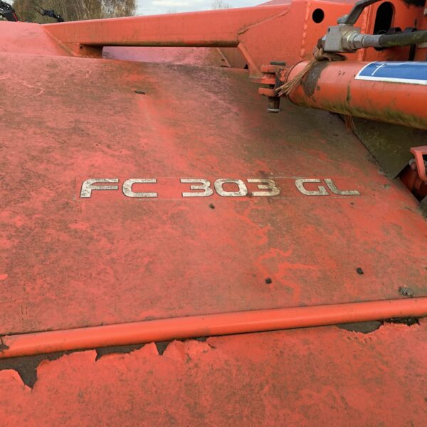 USED Kuhn FC 303GL Mower Conditioner For Sale - Image 7