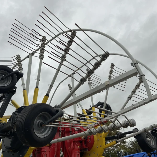 Pottinger TOP 1403 4 Rotor Rake - Image 11