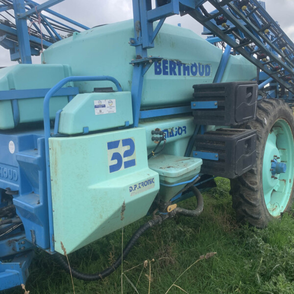 USED Berthoud Major DP Tronic 24 metre Trailed Sprayer - Image 11
