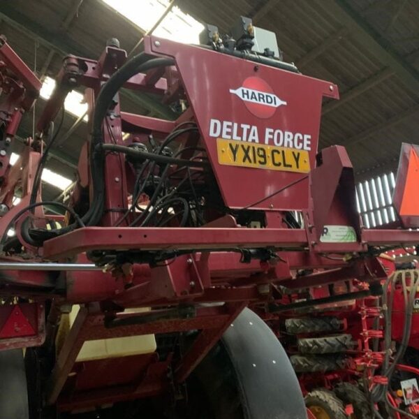 USED Hardi Commander 4500i Trailed Sprayer For Sale - Image 7