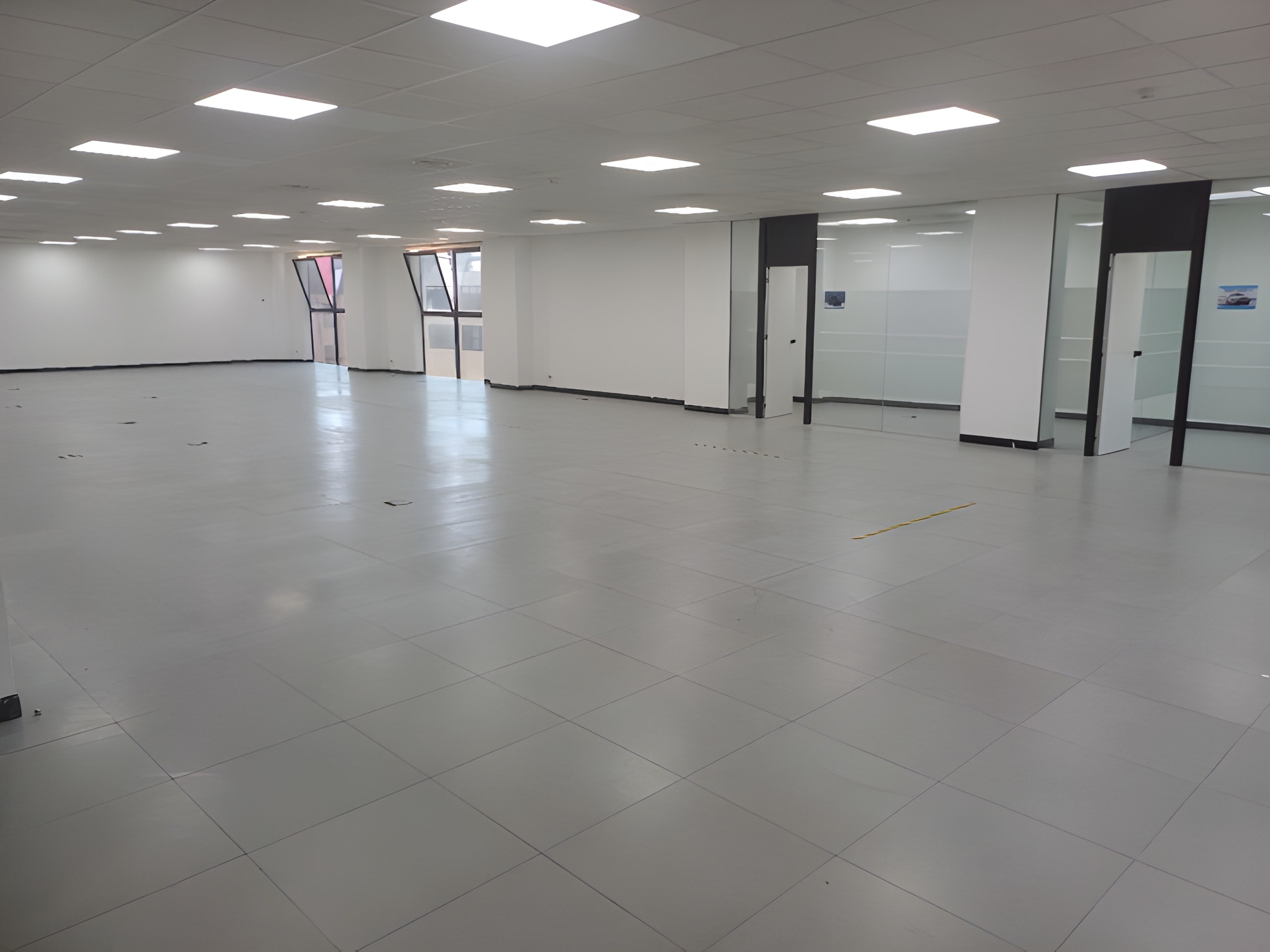 Oficina 728 m² en Calle María Tubau 4 (4ª)
