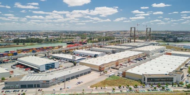 Nave logística en Sevilla