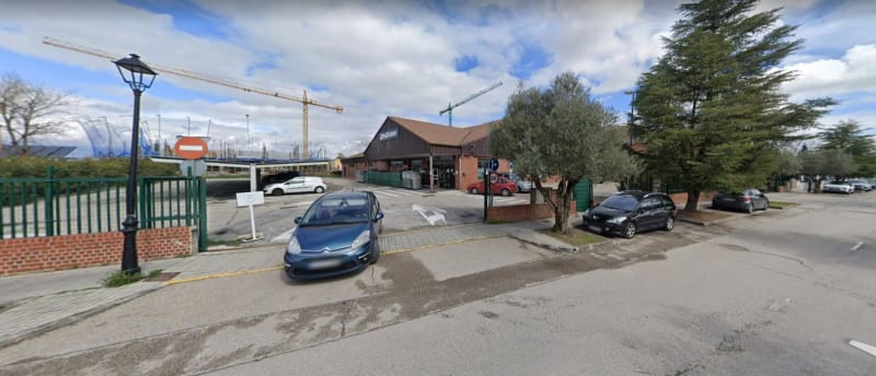 Nave comercial en Griñon - 1