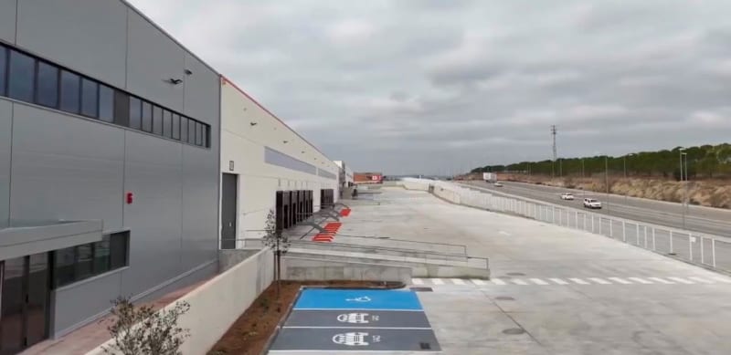 Nave logística en Odena - 1