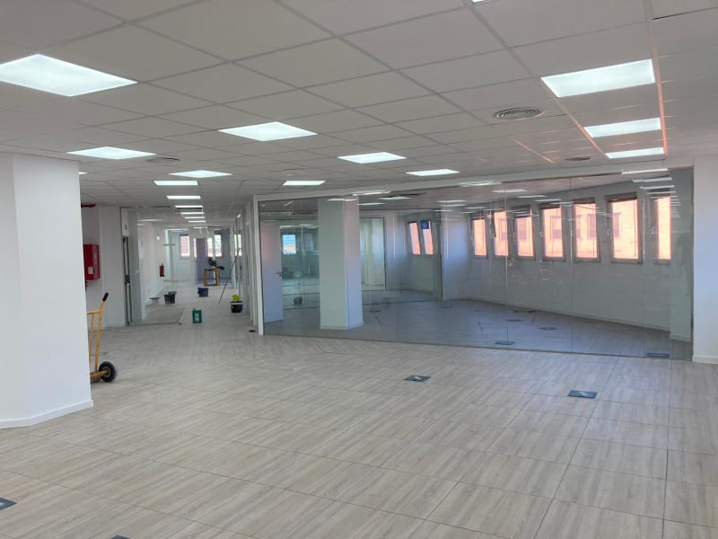Oficina 270 m² en Avda. Llano Castellano 15 (3ª) - 1