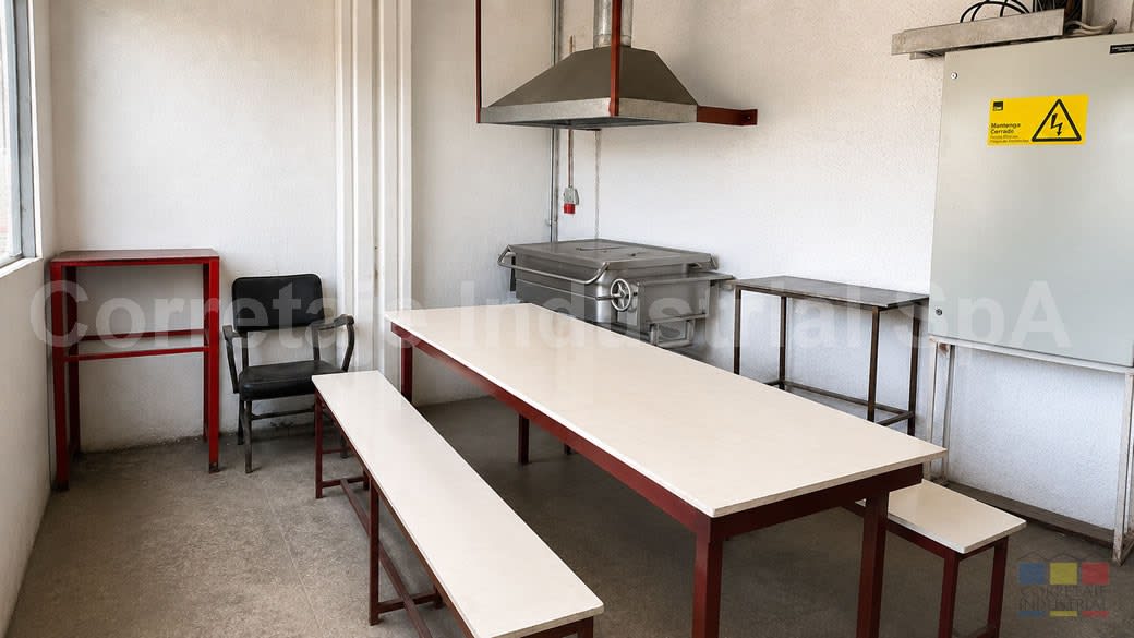 Galpón Nueva Cinco 1315 - Comedor Galpón Nueva Cinco 1315 - Comedor