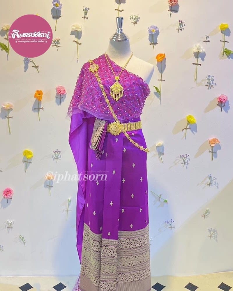LNA-002 ชุดไทยผู้หญฺิง ชุดไทยสีม่วง