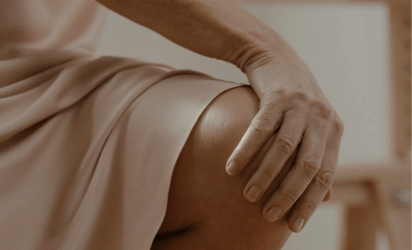 Comprendre l'arthrose du genou stade 4 : Causes, symptômes et traitements
