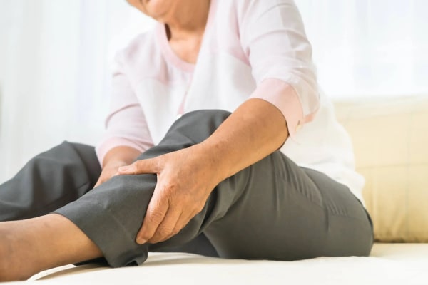 Arthrose du genou de stade 2 : Comprendre la condition et les traitements appropriés