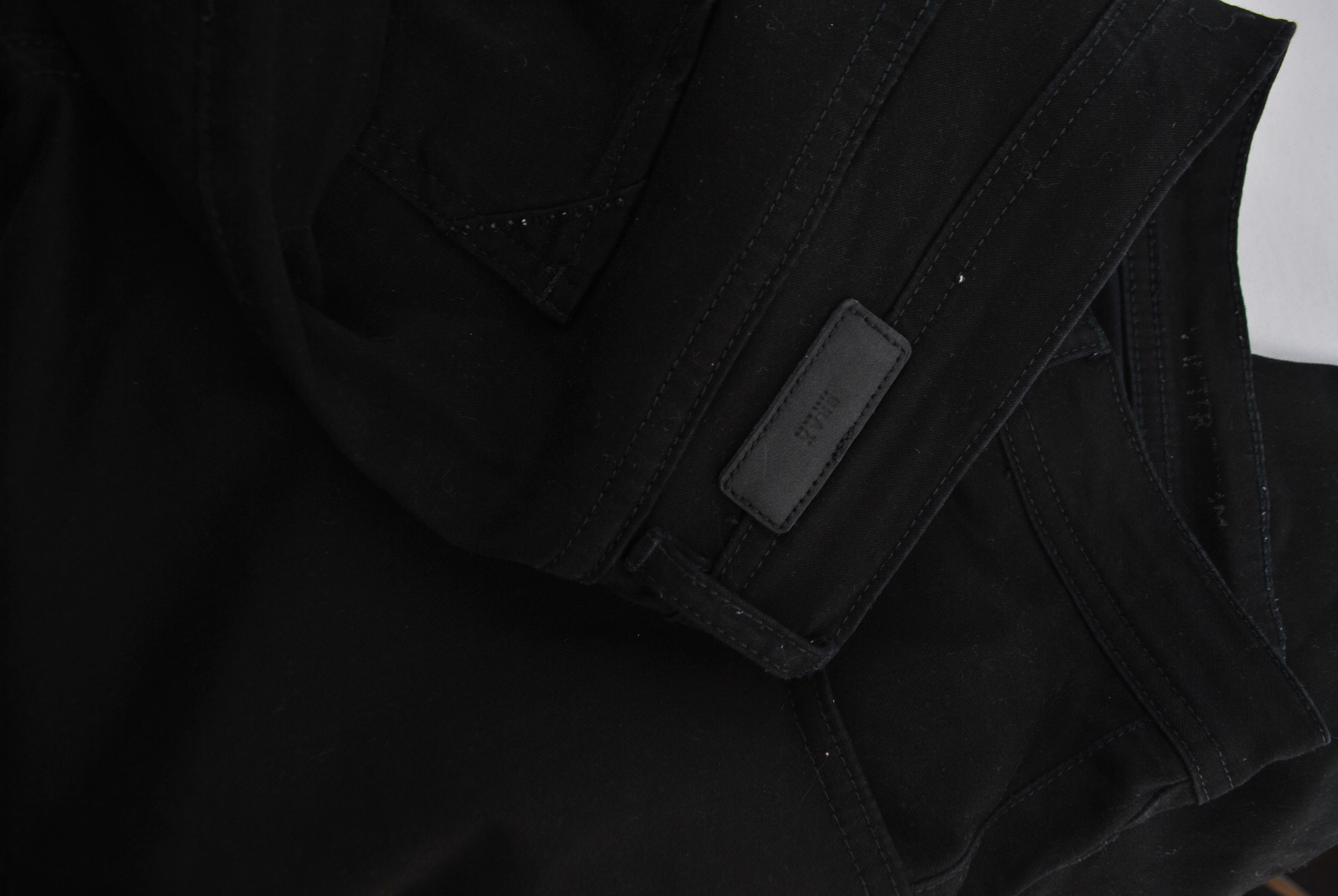 https://res.cloudinary.com/dpsrpmtfs/image/upload/v1760199844/nrqwd2rk4nvfonp3zobn.jpg