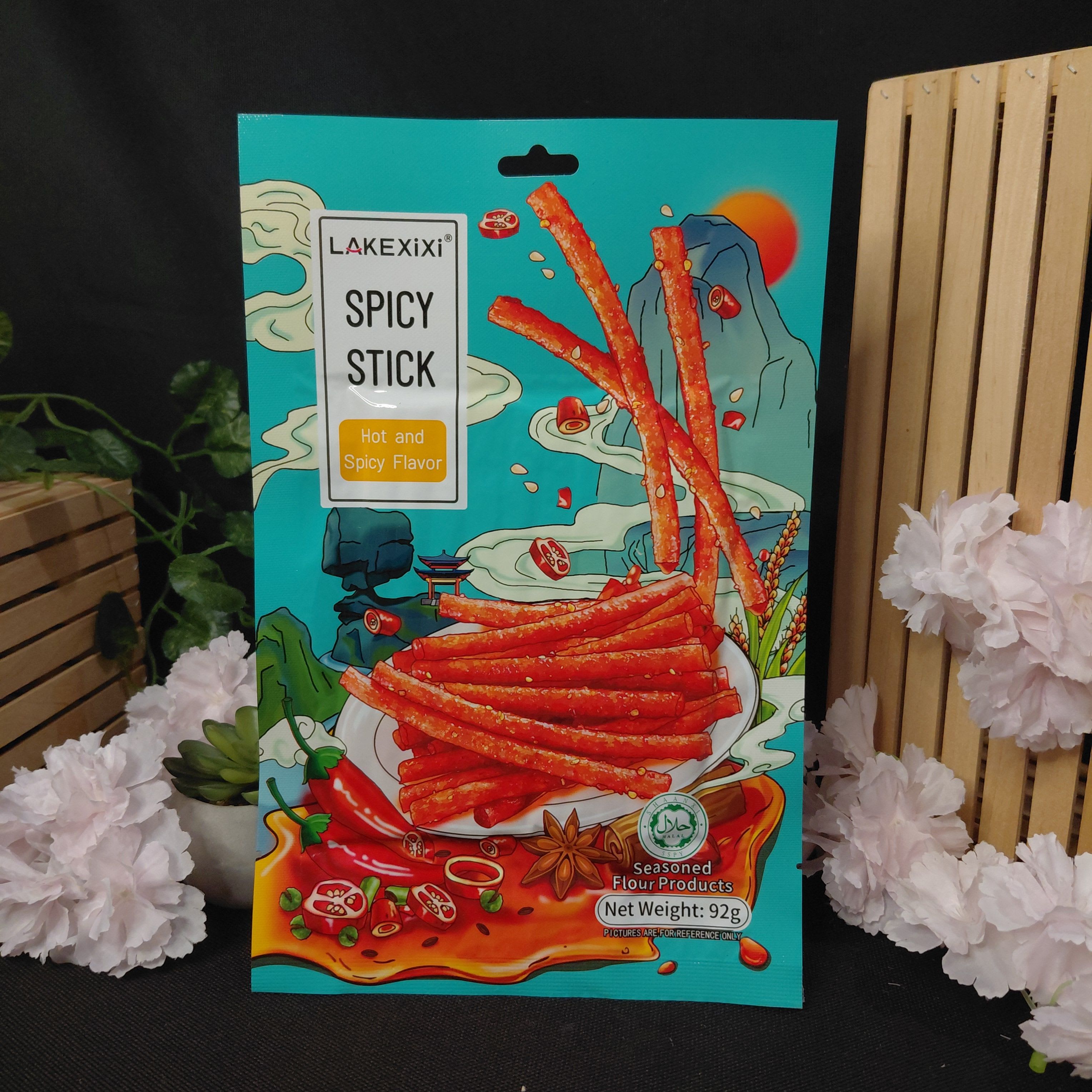 Латяо гострі LAKEXIXI Spicy Stick Hot and Spicy Flavor — 92 г