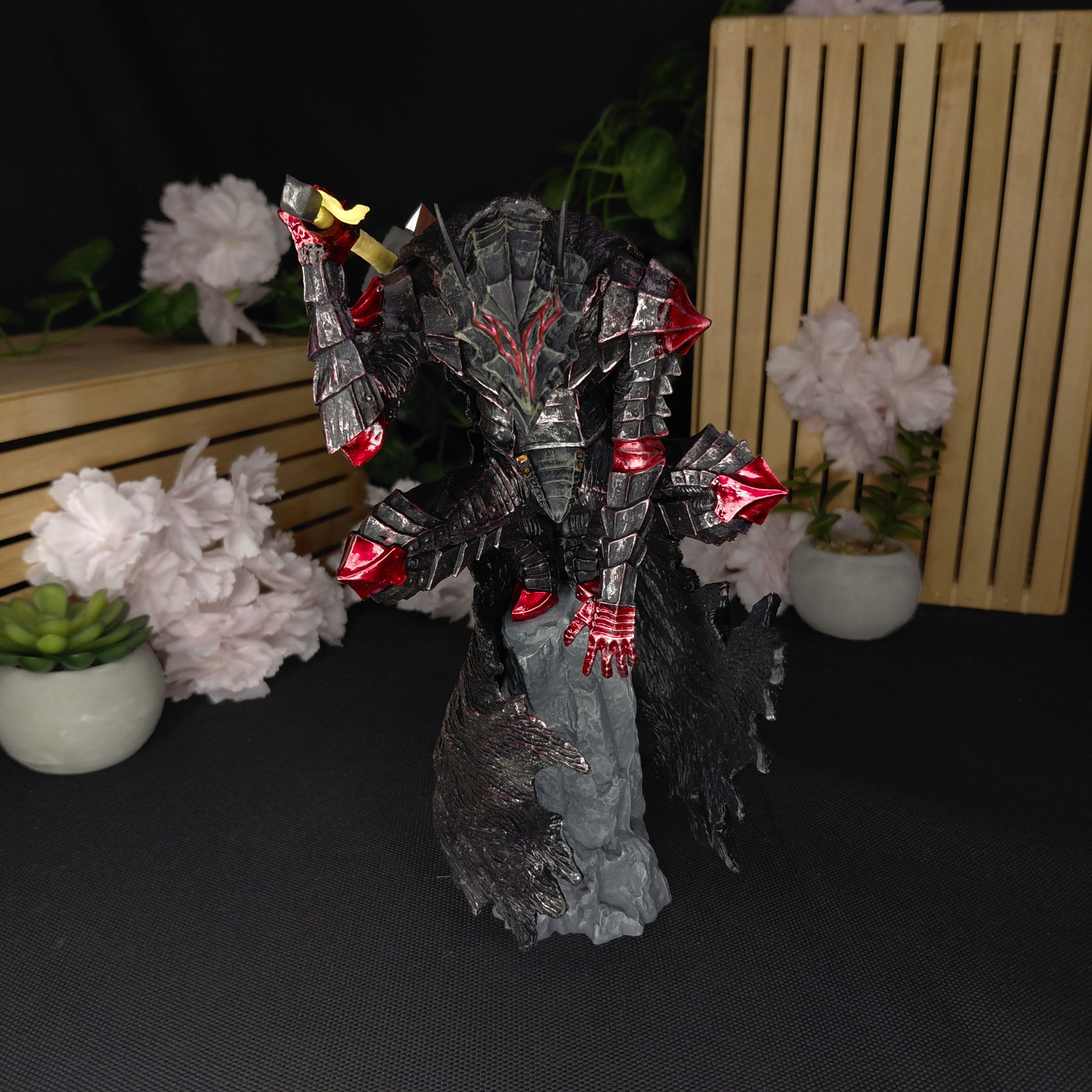 Фігурка Berserk — Гатс на скелі