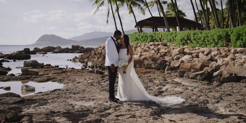 Dashinelle & Siela at Lanikūhonua