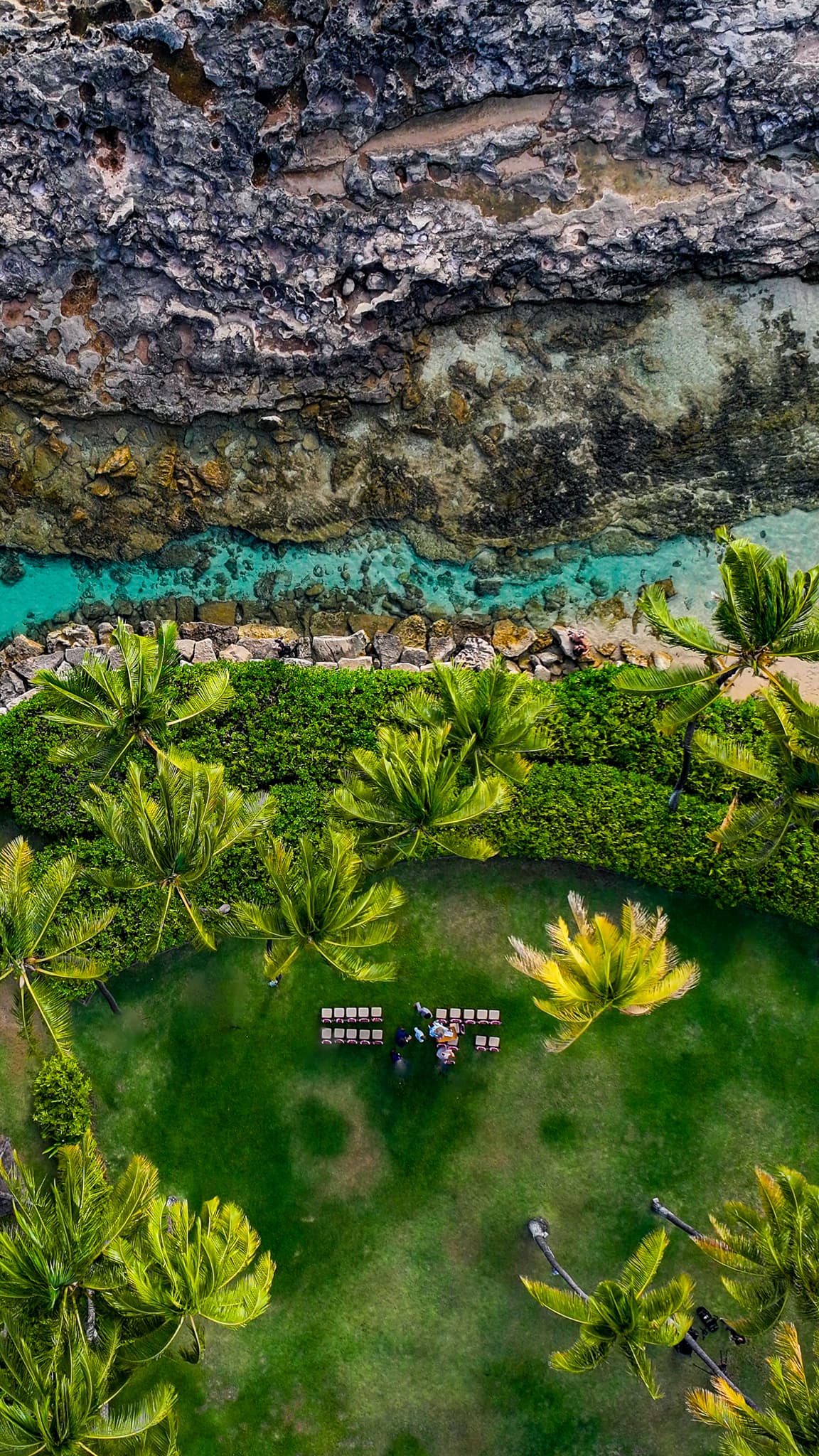 Drone photo of a wedding at Lanikuhonua Phase One