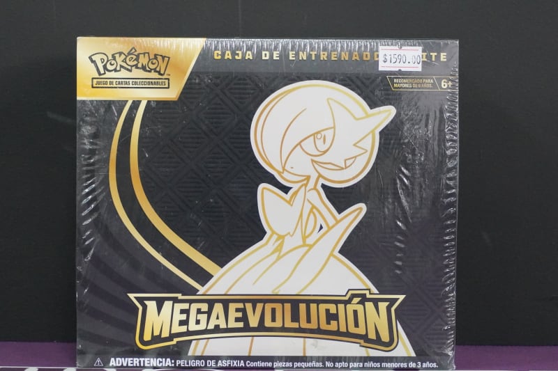 Pokemon ETB Mega Evolution Gardevoir esp
