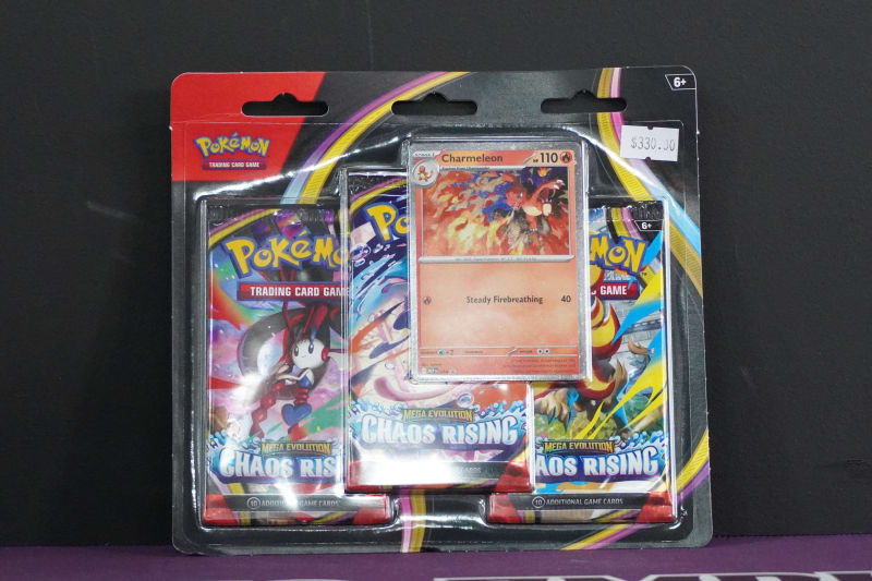 Pokemon Mega Evolution Chaos Rising Paquete de 3 Sobres