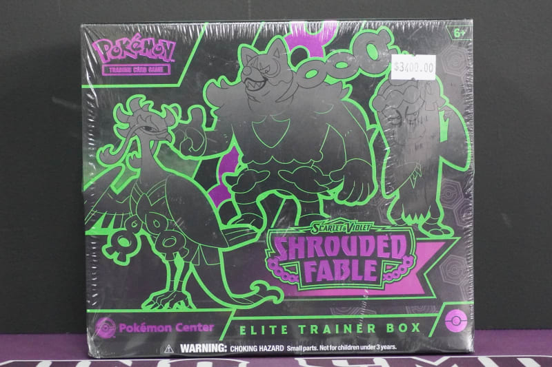 Pokemon ETB Pokemon Center Scarlet & Violet Shrouded Fable