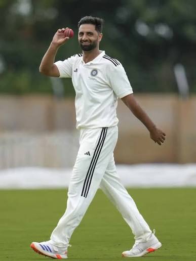 रणजी ट्रॉफी फाइनल में जम्मू और कश्मीर की टीम पहला खिताब जीतने के करीब