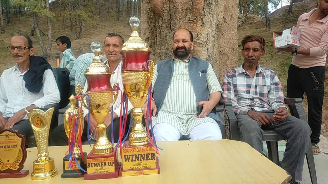 घोड़ल पंचायत में क्रिकेट टूर्नामेंट का फाइनल मुकाबला संपन्न, विधायक ने बढ़ाया खिलाड़ियों का हौसला