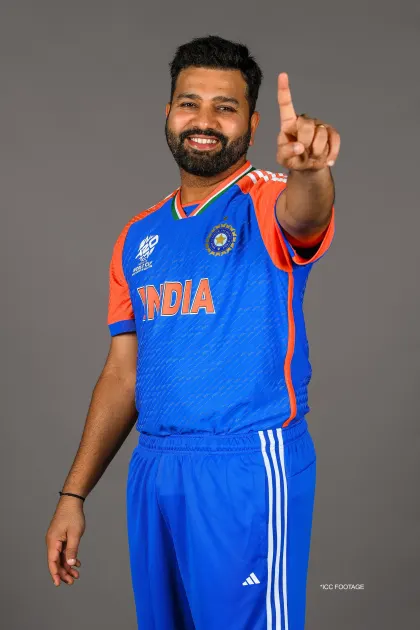 Rohit Sharma का फिटनेस की वजह से वर्ल्ड कप 2027 में खेलना भी सवालों के घेरे में है।