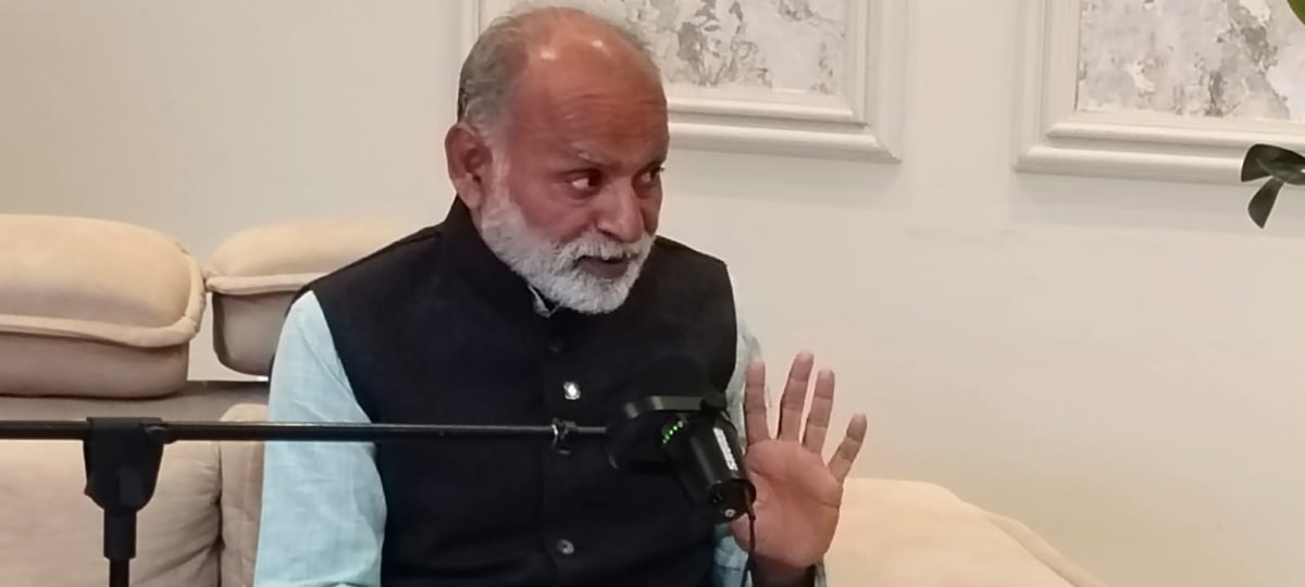 MAAsterG vaani- इस संसार के कण-कण में है पर कोई विरला ही क्यों इसे महसूस कर पाता है ?