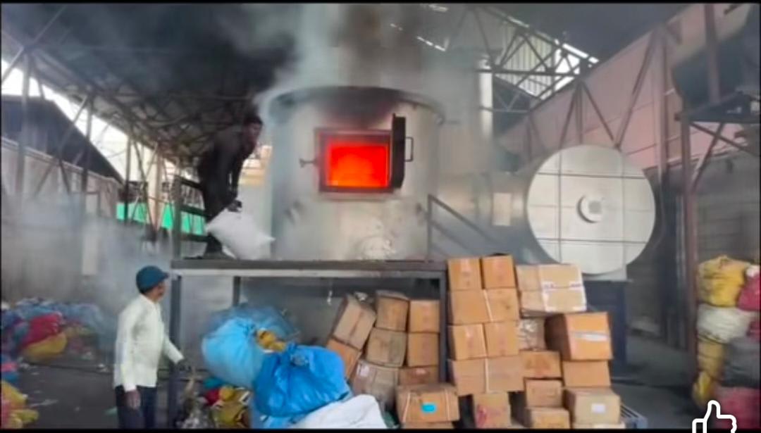 Anantnag Police Destroys Over 522 Kgs of Contraband Substances Seized in Different Cases