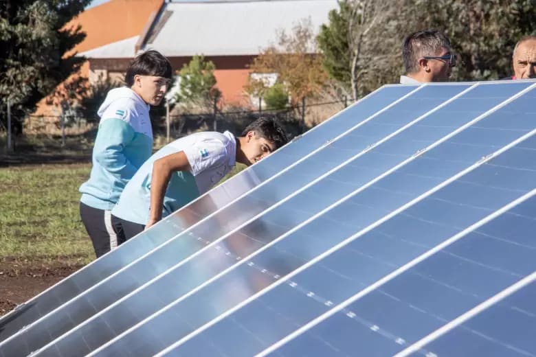 Espartillar: inauguración del primer parque solar comunitario de Buenos Aires