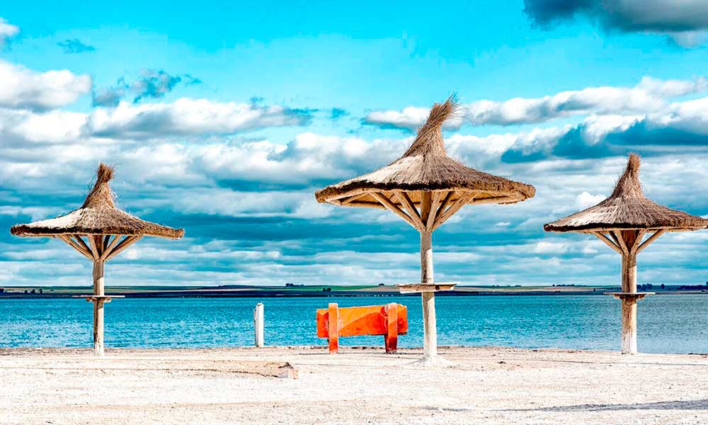 Carhué, aspirante al Best Tourism Villages 2026