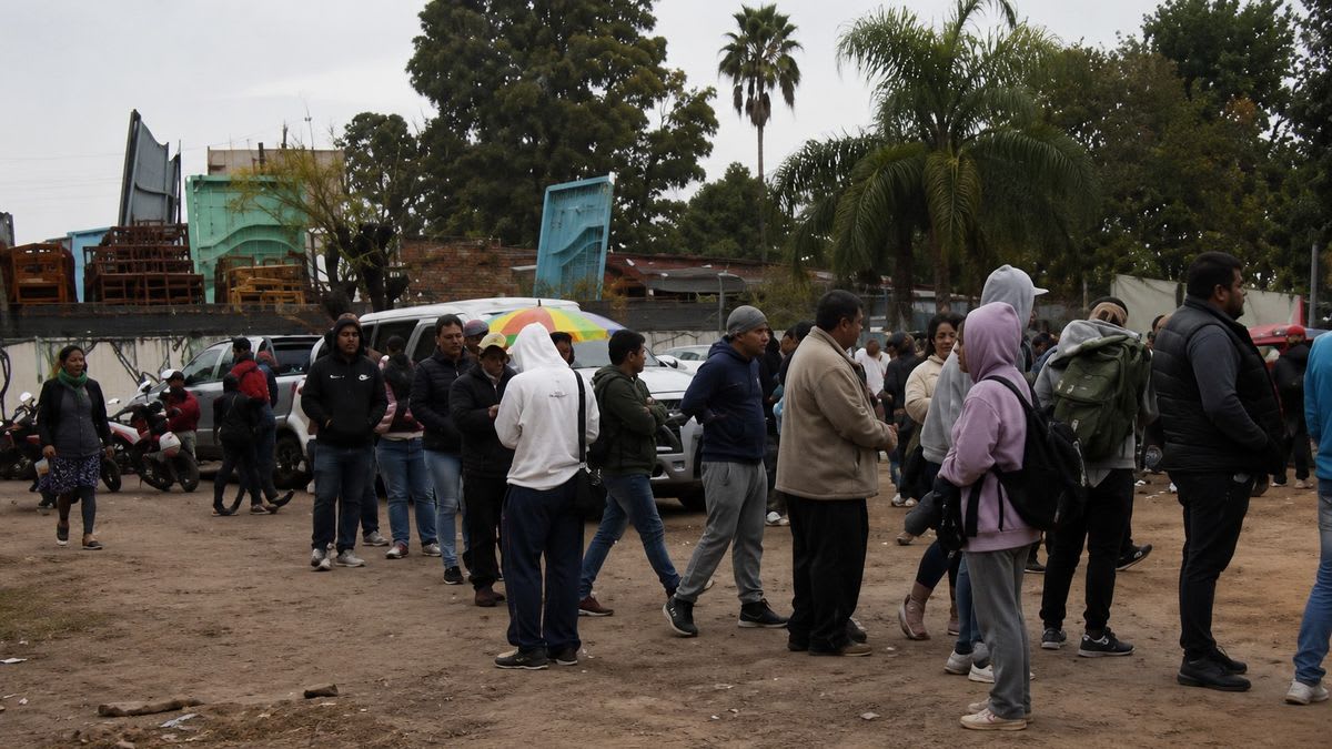 Moreno: miles de personas buscan trabajo en nuevo frigorífico Cabaña Don Theo