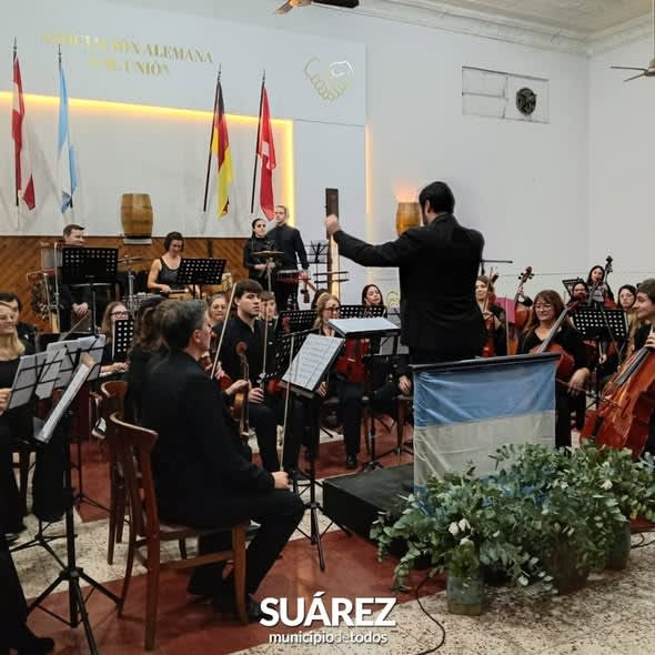 La música argentina brilló en concierto sinfónico de EMMCoS